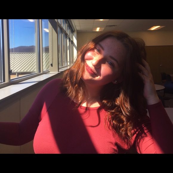 awkwardlyniomii